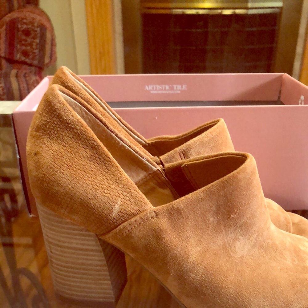 Franco sarto peep toe pump 6.5